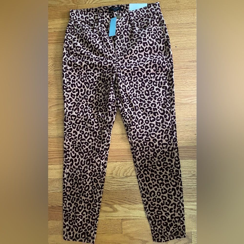 Ann Taylor The Skinny Highest Rise Women’s 8 PETITE Animal Print Corduroy Pant